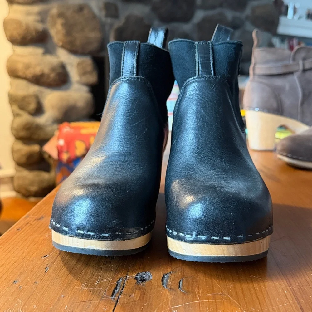 Swedish Hasbeens Shearling Lined Ankle Boots - Picture 3 of 5